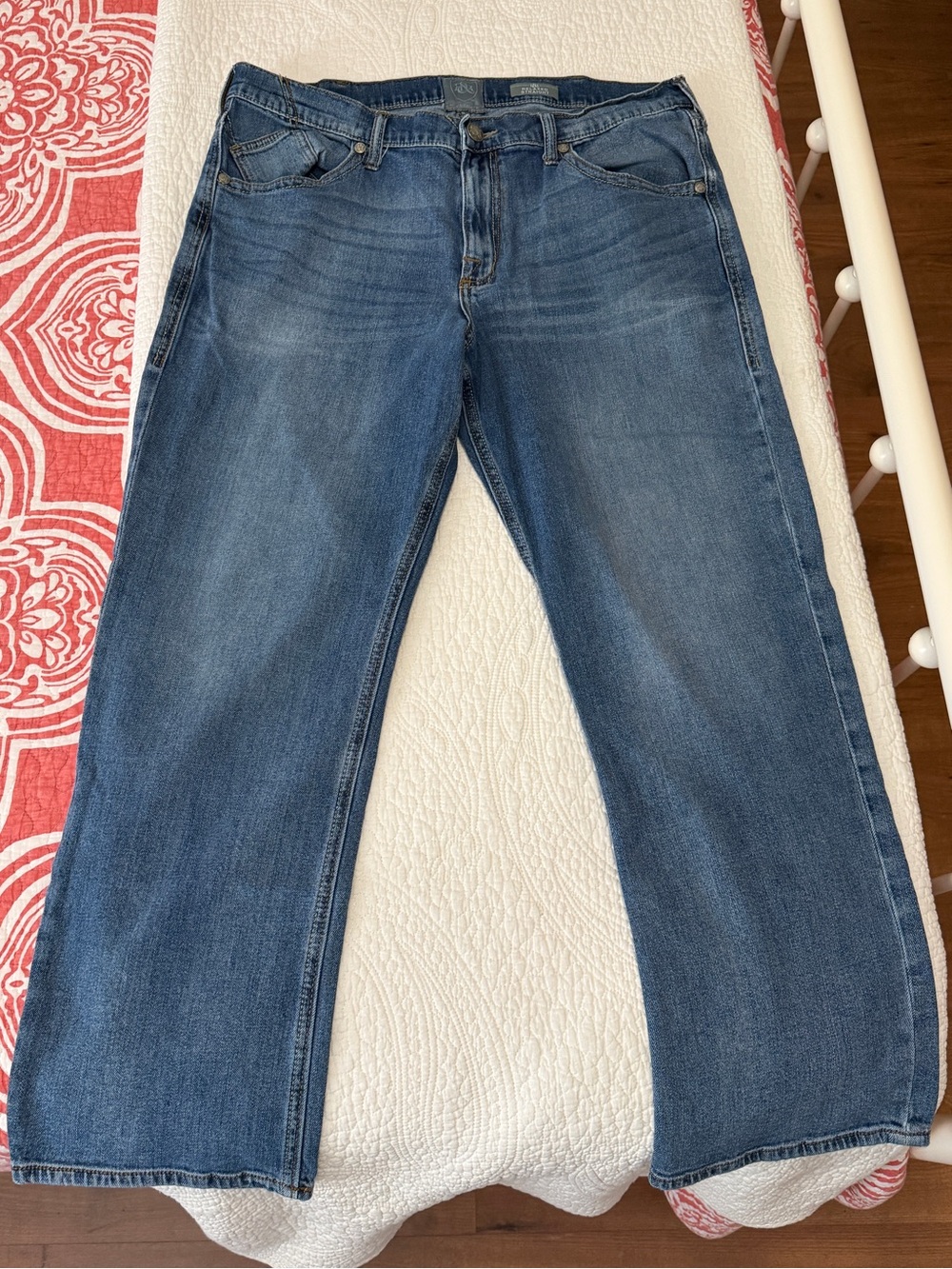 Rock & Republic Grady Jeans Mens 38x30 Relaxed Straight Medium Wash Stretch
